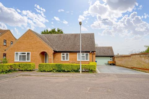 3 bedroom detached bungalow for sale, Canmore Close, Sawtry, Cambridgeshire.