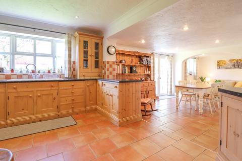 5 bedroom detached house for sale, Hugh Close, North Wootton, King's Lynn, Norfolk, PE30