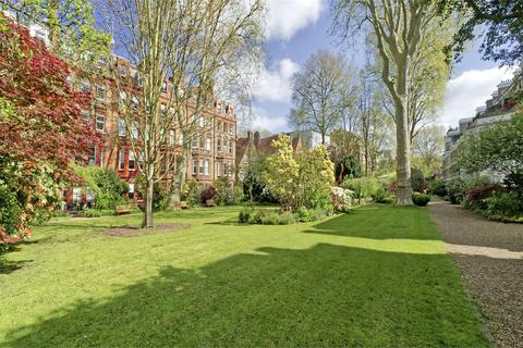2 bedroom flat for sale, Harrington Gardens, London, SW7