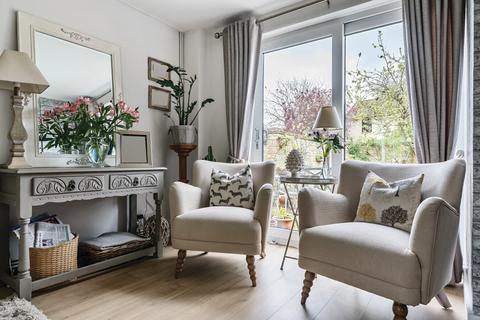 43 Calais Dene, Bampton, OX18 2NR