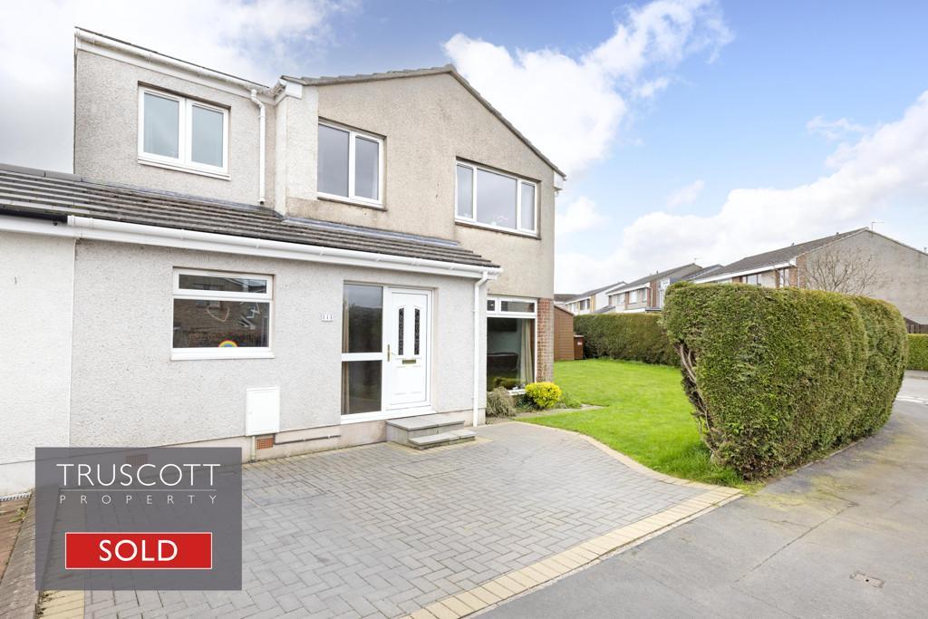 113 Buckstone Crescent, Buckstone, Edinburgh, EH10 6TR 5 bed semi