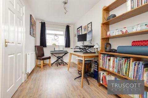 113 Buckstone Crescent, Edinburgh, EH10 6TR