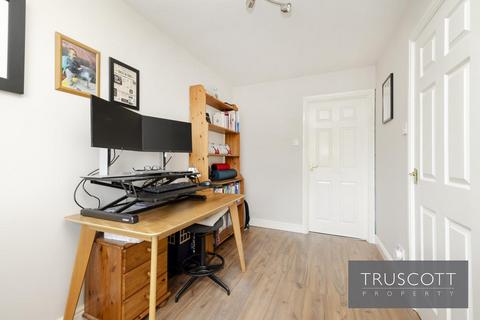 113 Buckstone Crescent, Edinburgh, EH10 6TR