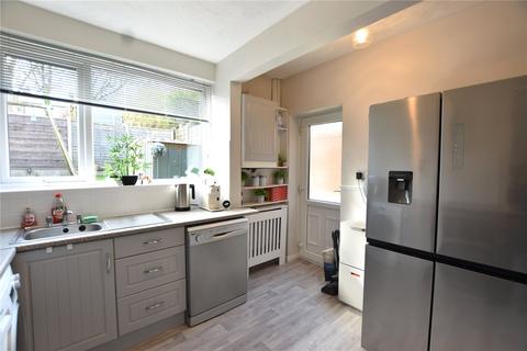 10 Derwent Drive, Shaw, Oldham, OL2 7XT