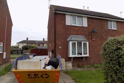 1 bedroom semi-detached house to rent, Ferndown Drive, Immingham DN40
