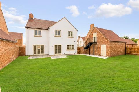 4 bedroom detached house for sale, Plot 221, The Rysbrack at Park View, Park View,  Off Shipton Road OX20