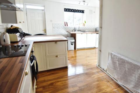 3 bedroom terraced house for sale, Moss Lane, Whitefield, M45