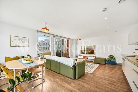 2 bedroom apartment for sale, Norlem Court, Greenland Place, Deptford London SE8