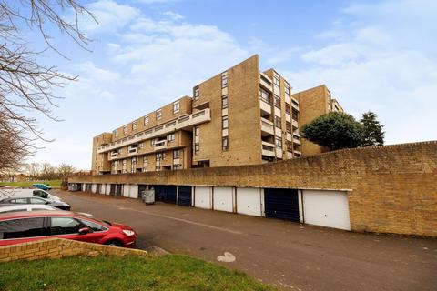 2 bedroom flat for sale, Collingwood Court, Washington NE37