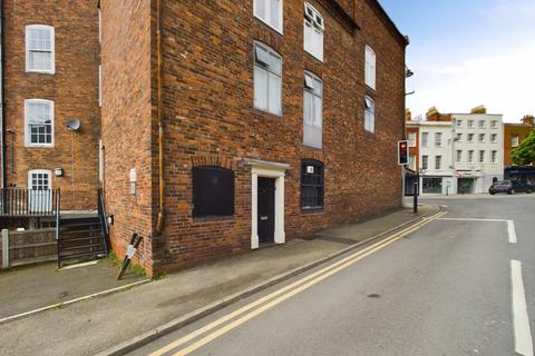 Flat B, 2 Quay Street, Worcester, WR1 2JJ