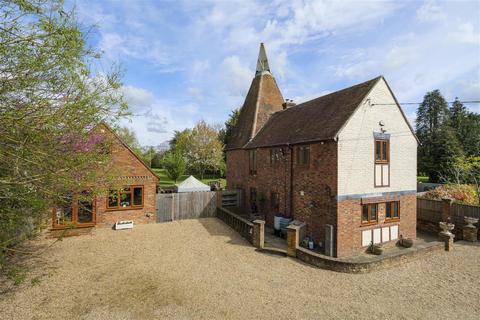6 bedroom detached house for sale, Manor Farm Oast, Love Lane, Headcorn