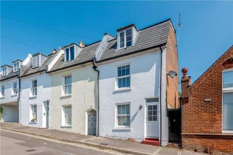 1 bedroom terraced house to rent, Mews Lane, Winchester, SO22