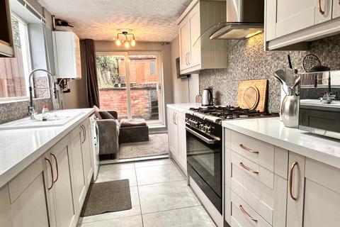 3 bedroom cottage for sale, Humberstone Drive, Humberstone, Leicester, LE5