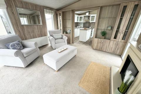 2 bedroom static caravan for sale, Chichester Lakeside Holiday Park