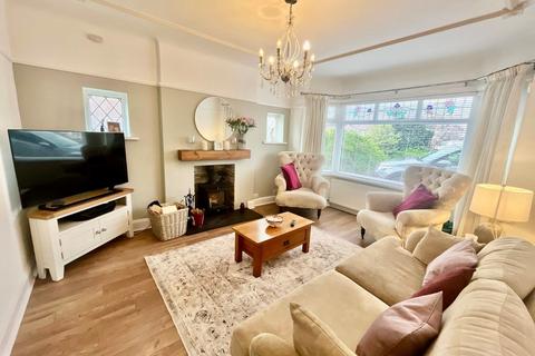 3 bedroom detached house for sale, St. Georges Drive, Deganwy, Conwy, LL31