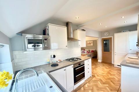 3 bedroom detached house for sale, St. Georges Drive, Deganwy, Aberconwy, St. Georges Drive, LL31