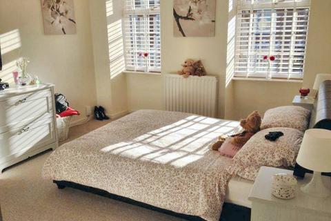 4 bedroom house to rent, Oak Street, Kingswinford DY6