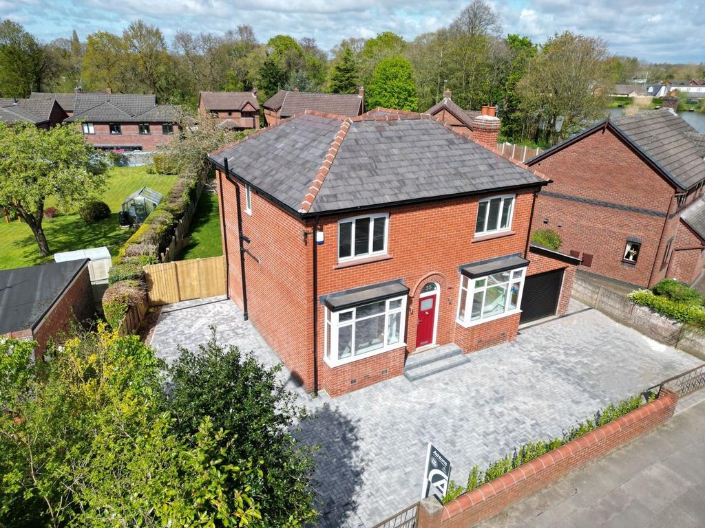 Millfields, Eccleston, WA10 4 bed detached house for sale £495,000