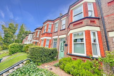3 bedroom terraced house for sale, London Road, Luton, Bedfordshire, LU1 3UE