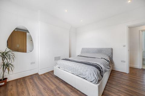1 bedroom flat for sale, South Lambeth Road, Vauxhall