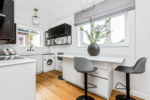 56a Richmond Road, London, SW20 0PQ