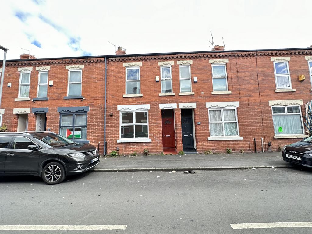 Cowesby Street, Manchester, M14 3 bed terraced house to rent £1,295