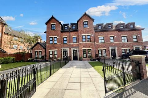 4 bedroom terraced house for sale, Stablefold, Manchester M28