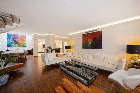 undefined, Jay Mews, London, SW7