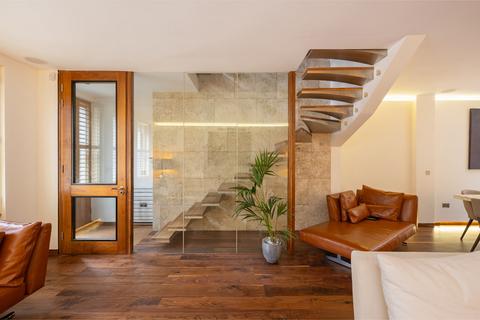undefined, Jay Mews, London, SW7
