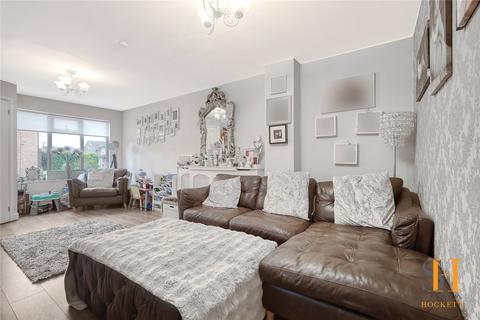 1 Camellia Close, Romford, RM3 0XW