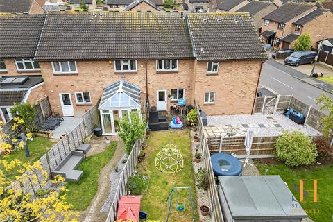 1 Camellia Close, Romford, RM3 0XW