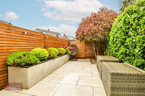 55 Walnut Walk, Lichfield, WS13 8FA