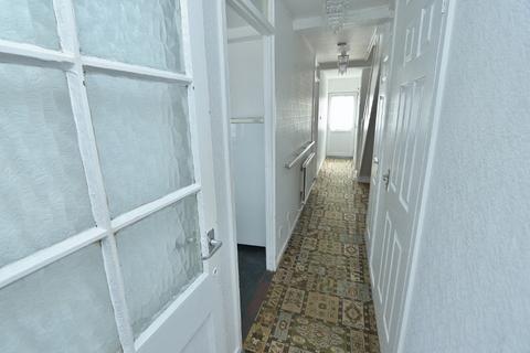 3 bedroom semi-detached house for sale, Portnoi Close, Rise Park, RM1