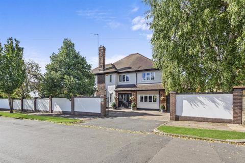 4 bedroom detached house for sale, Ridgway Road, Kettering NN15