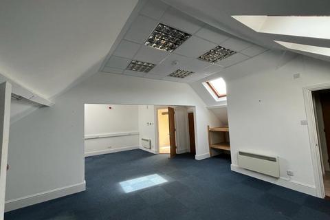 Office to rent, Aylesbury HP21