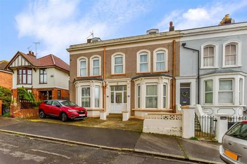6 bedroom end of terrace house for sale, Willsons Road, Ramsgate, Kent