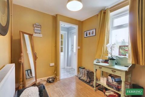16 Kingsmead, Newnham, GL14 1AN