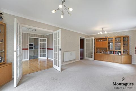 3 Chevely Close, Coopersale, Epping, CM16 7RL