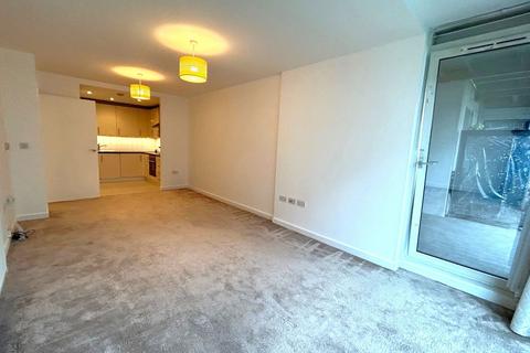 1 bedroom apartment for sale, Signal Building, Station Approach, Hayes, UB3 4FG