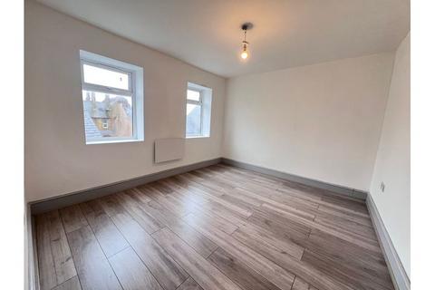 2 bedroom flat to rent, Lytham Road, Blackpool, Lancashire