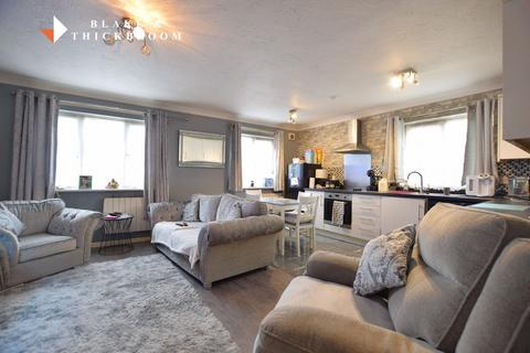 2 bedroom ground floor flat for sale, Grosvenor Court, St Osyth Road, Clacton-on-Sea