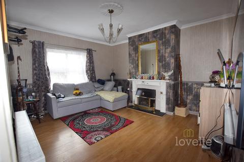 3 bedroom flat for sale, Acacia Ave, Gainsborough DN21