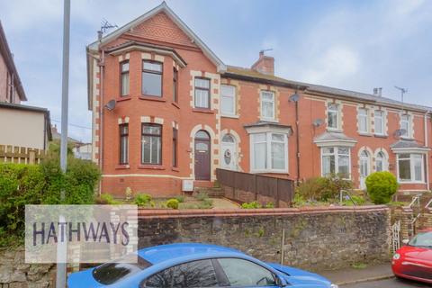 3 bedroom end of terrace house for sale, Victoria Road, Abersychan, NP4