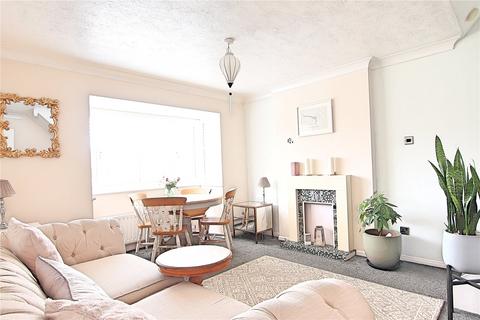 2 bedroom end of terrace house for sale, Biscay Close, Littlehampton, West Sussex, BN17