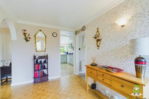 90 Roman Road, Basingstoke, RG23 8HB