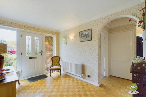 90 Roman Road, Basingstoke, RG23 8HB