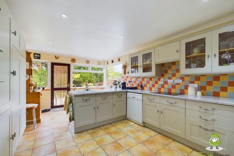 90 Roman Road, Basingstoke, RG23 8HB