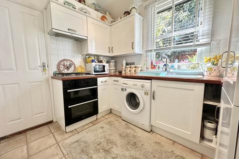 4 bedroom end of terrace house for sale, Tennyson Road, Luton LU1