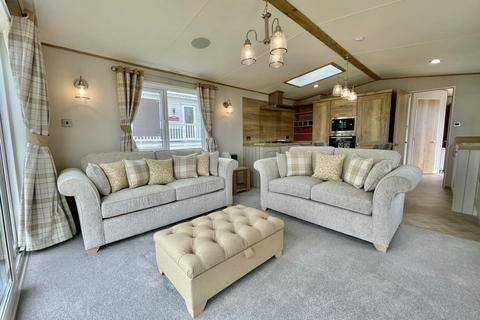 2 bedroom lodge for sale, Polperro Holiday Park