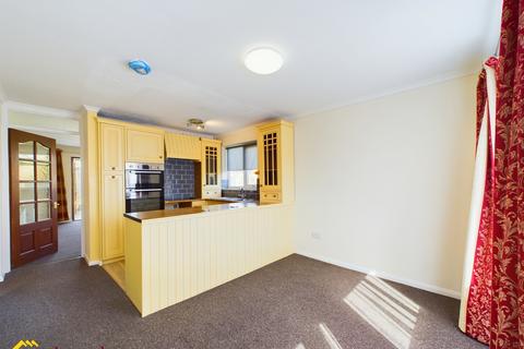 2 bedroom bungalow to rent, Durham Mews, Banbury OX16